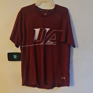 Under Armour Men's Burgundy Short Sleeve Tee